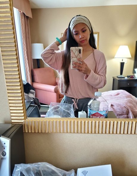 JuicyPinaypple Profile image