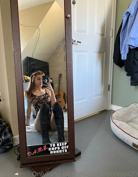 chronicprincess420 naked only fans