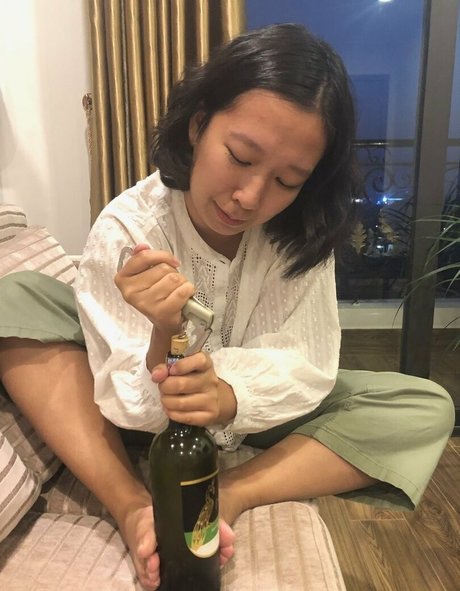 asianeva onlyfans model photo