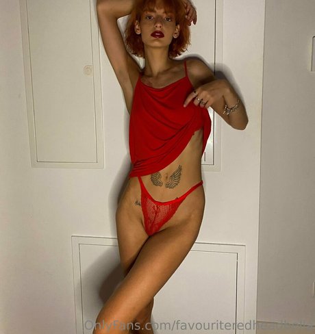 favouriteredheadbella onlyfans nide