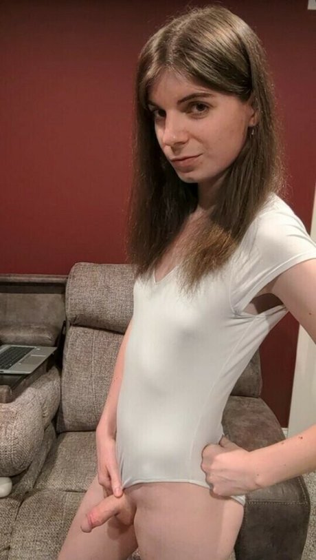 Angelic Sydney onlyfans topless