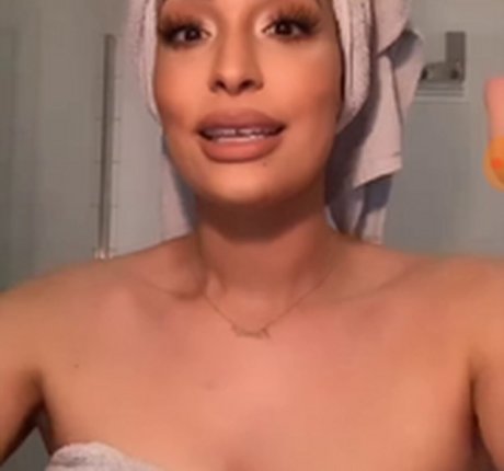 Lamiya Slimani leaked onlyfans free