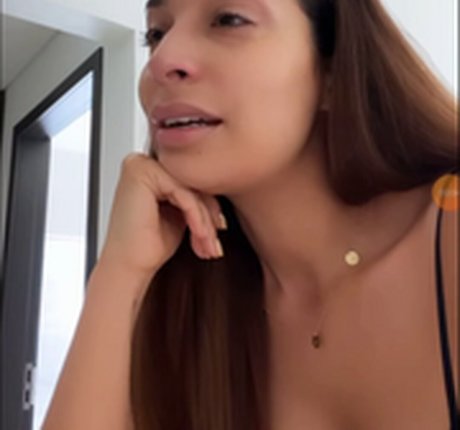 Lamiya Slimani onlyfans explicit content