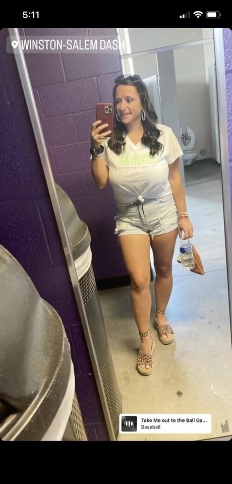 Sarah H nude onlyfans leaks