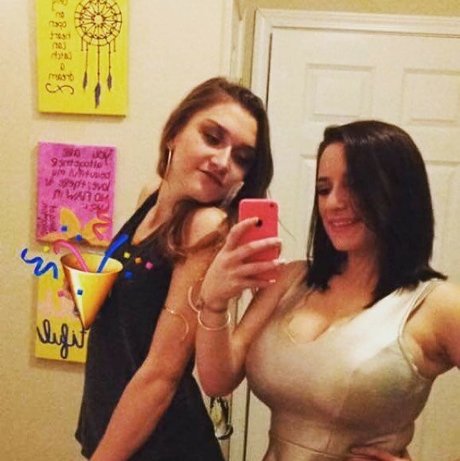 Sarah H onlyfans porn leaked