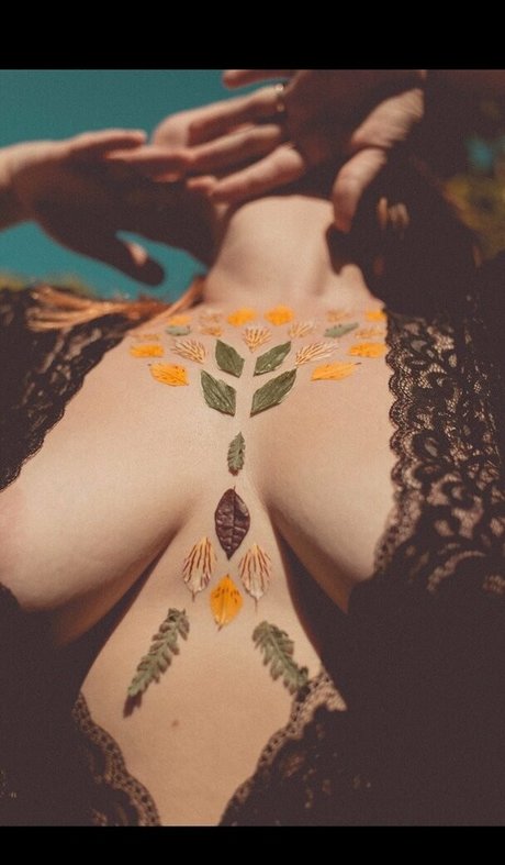 shiloh stoned onlyfans tits