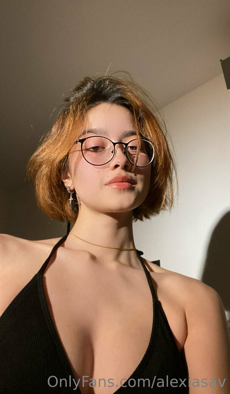 Alexiasav onlyfans.