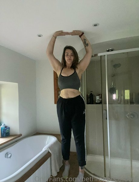 amazonbeth 6foot6 onlyfans leaked porn