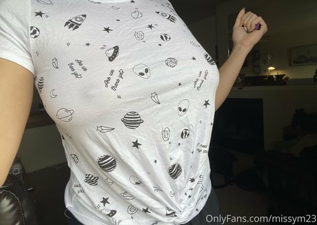 missym23 only fans photos