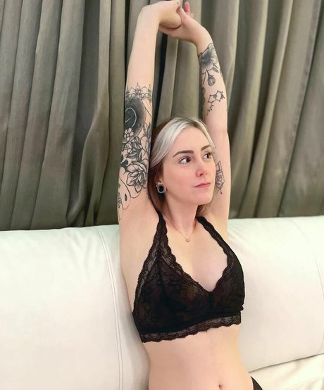 Daphne Palumbo onlyfans nude pictures