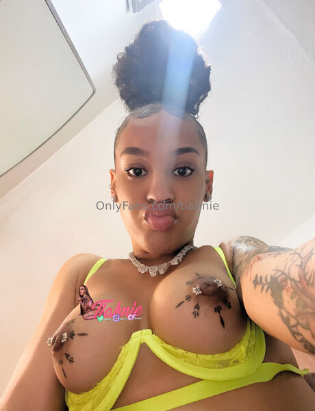 tiahnie onlyfans pics nude