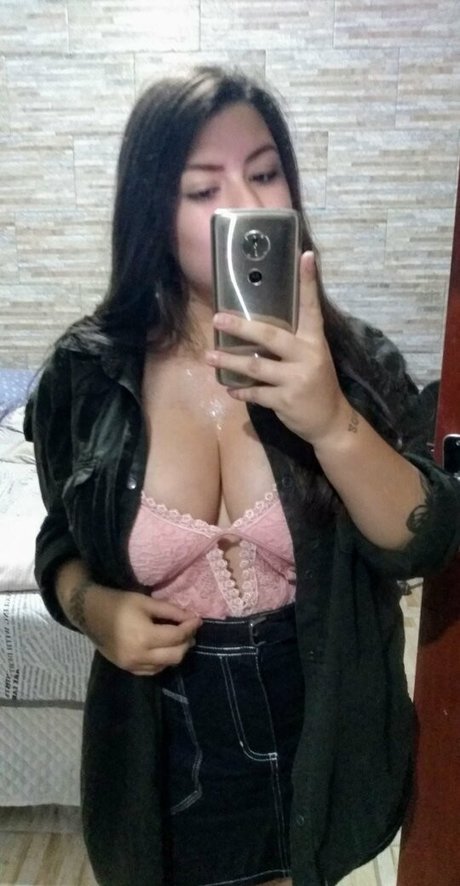 Cyntia K onlyfans model images