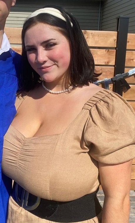 Kenzie A onlyfans ass