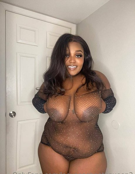 lasvegasbootyqueen2 onlyfans strip