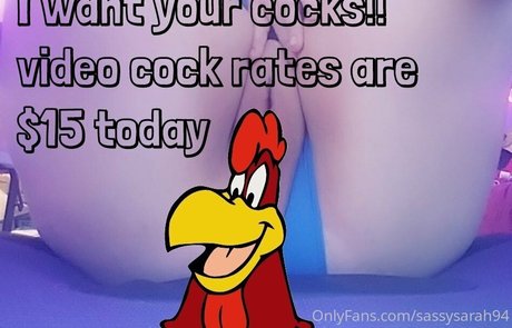 sassysarah94 onlyfans model images