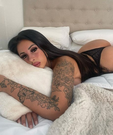 Emi Becerra  galleries