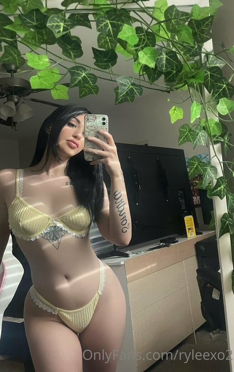 ryleexo2 onlyfans leaked nudes