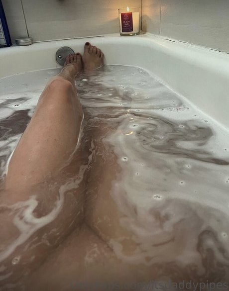 ass to mouth onlyfans beautiful naked self-portrait