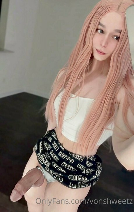 vonshweetz onlyfans naked porn