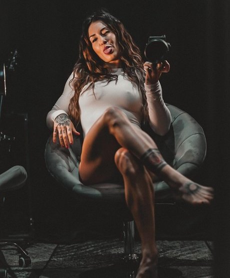 Celia Gabbiani desnuda onlyfans