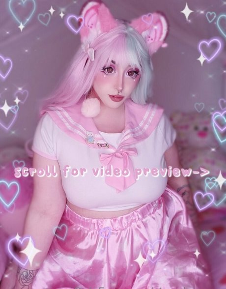 Strawbunnny only fans nudes