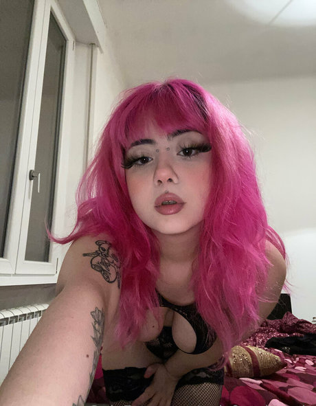 pois0nedcandy nude onlyfans leak