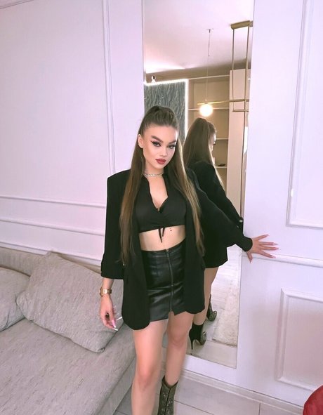 renatabianca1 onlyfans nude leaks