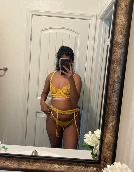 nutfornikita onlyfans model photos