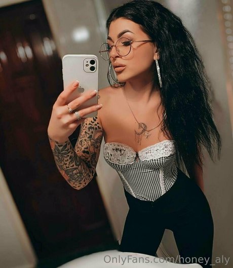 honey aly onlyfans archive