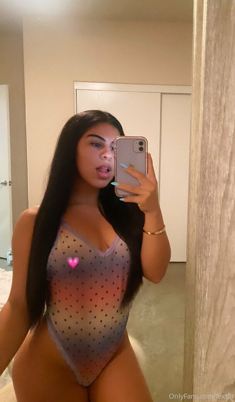 alexisbtelles onlyfans leaks sex