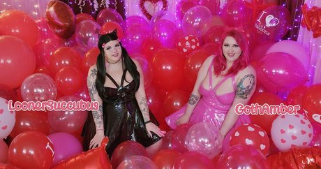 awkwardsxccxbxs leaked naked onlyfans