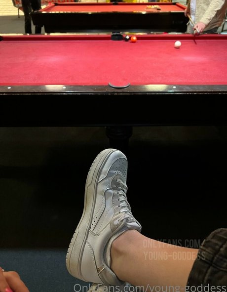 YoungGoddess onlyfans free content