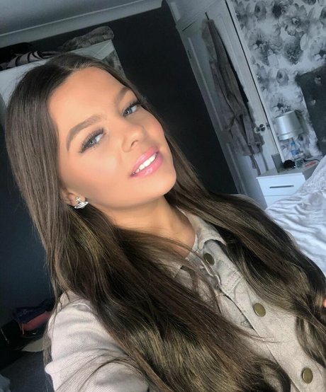 Connie Thompson onlyfans hot