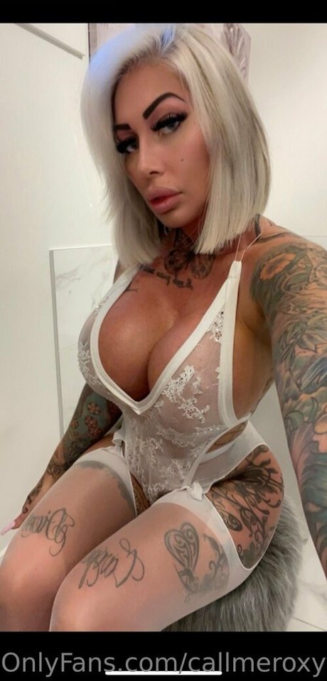 callmeroxyfree onlyfans leaks porn