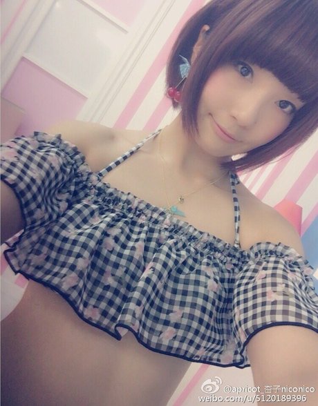 ayame apricot onlyfans fotos