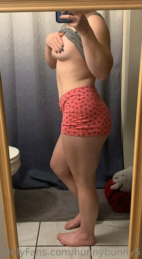 hunnybunny5 only fans nudes