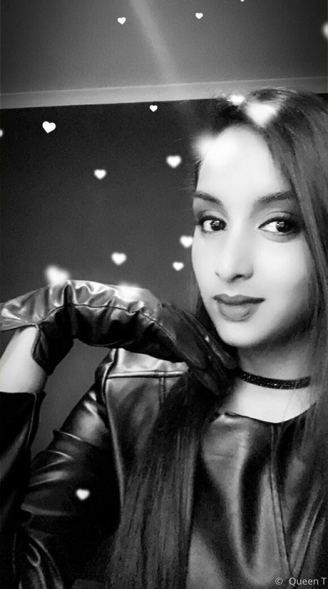 thequeentrish onlyfans leaked free