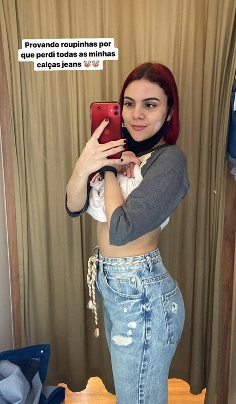 PamellaRibeiro25 onlyfans striptease