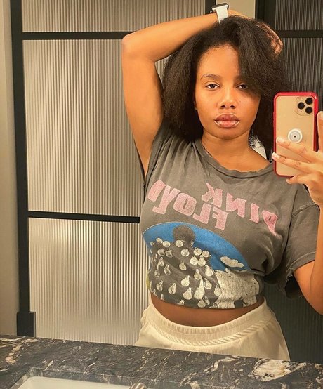 Imani Hakim nude onlyfans leaks