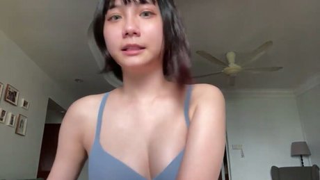 boiledcurry topless onlyfans