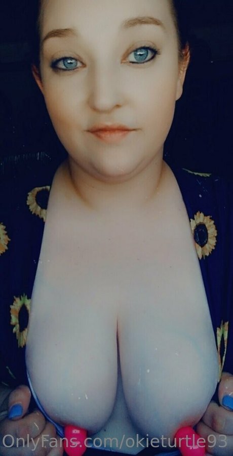 okieturtle93 strip onlyfans