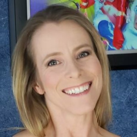 Claire Irons onlyfans leaked free