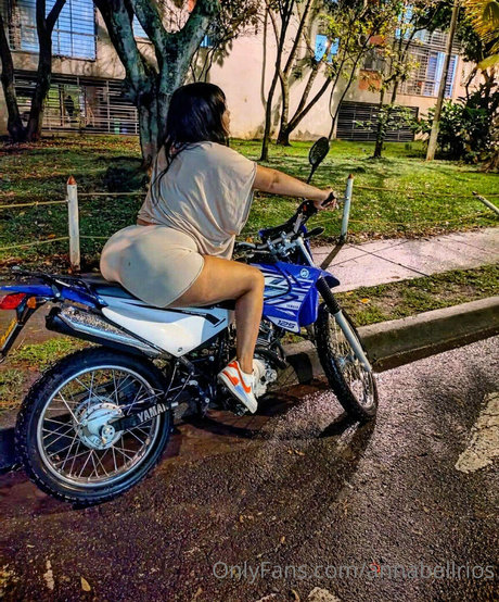 annabellrios onlyfans leaked naked