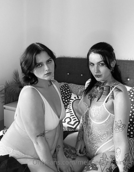 meltheoverthinker onlyfans leak ass