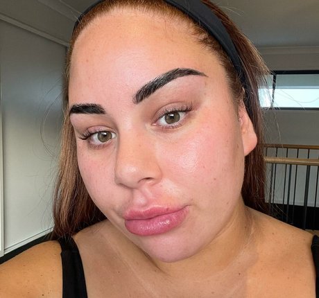 Antonia Waerea Adams onlyfans pics leaked