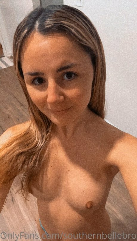Southern Belle Brook onlyfans nude content