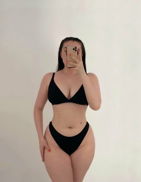 Sammie Warren onlyfans nide