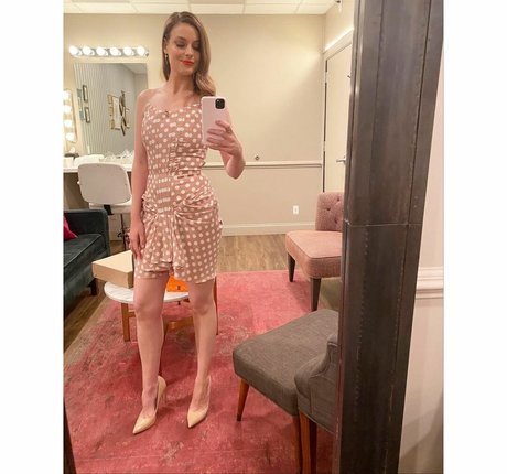 Gillian Jacobs nudes onlyfans leak