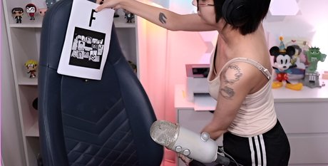 lesparks onlyfans leaked sex