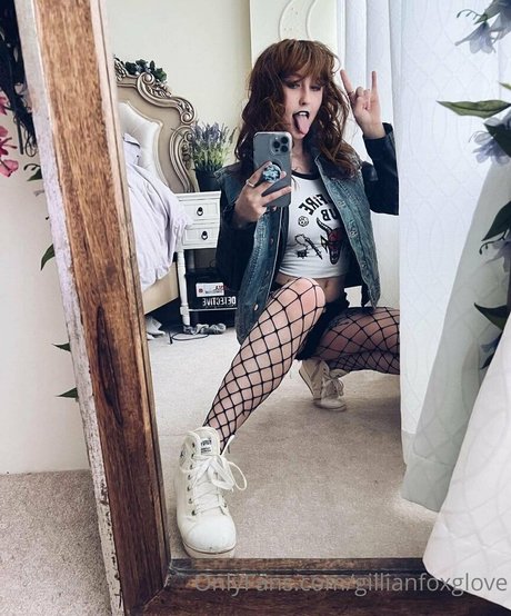 gillianfoxglove naked only fans